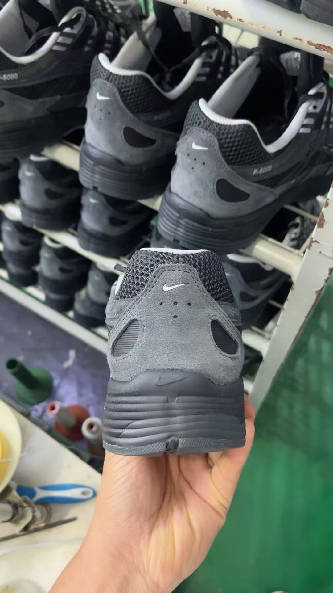 Nike P6000