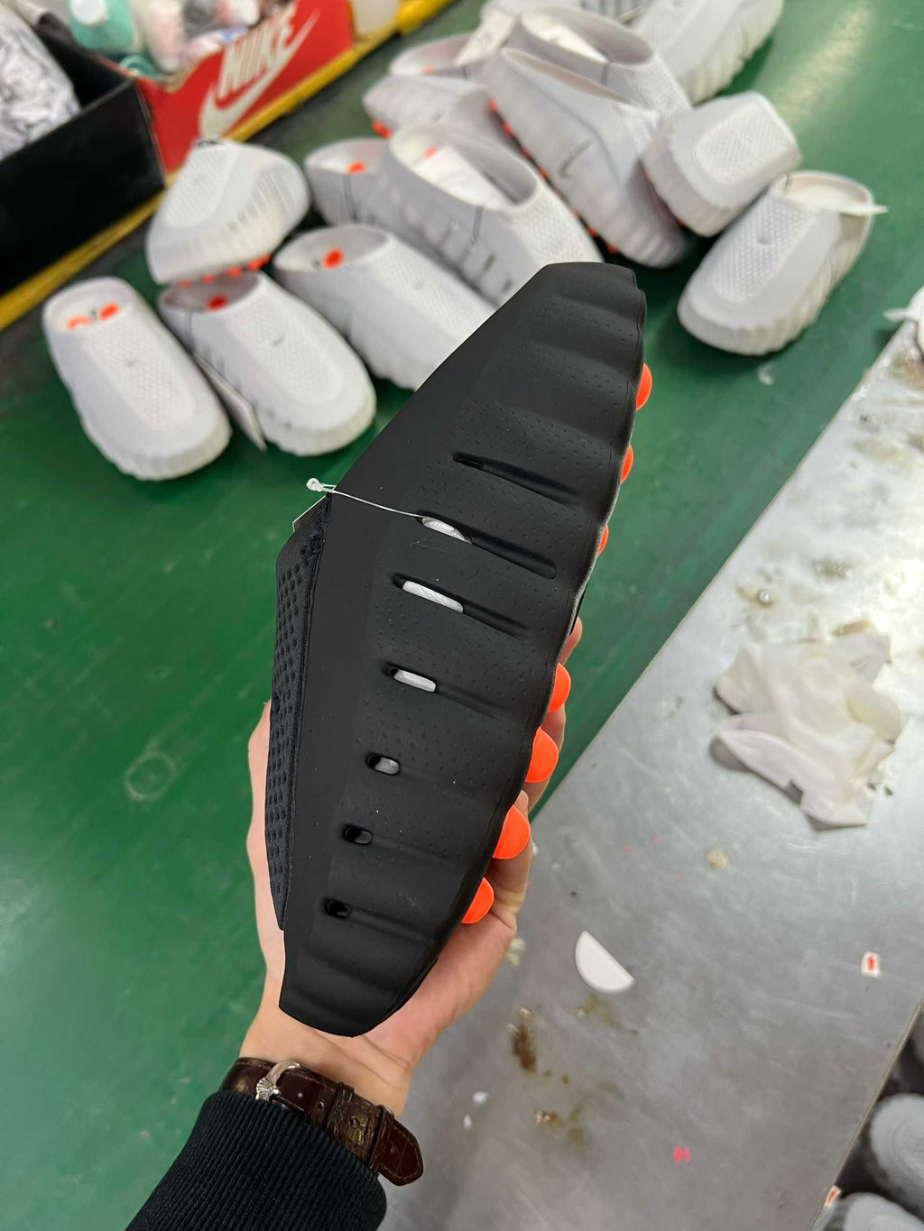 Nike Mind 001