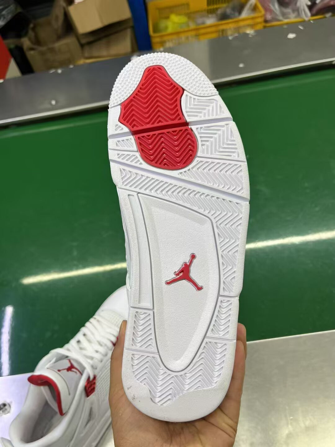 Retro Jordan 4