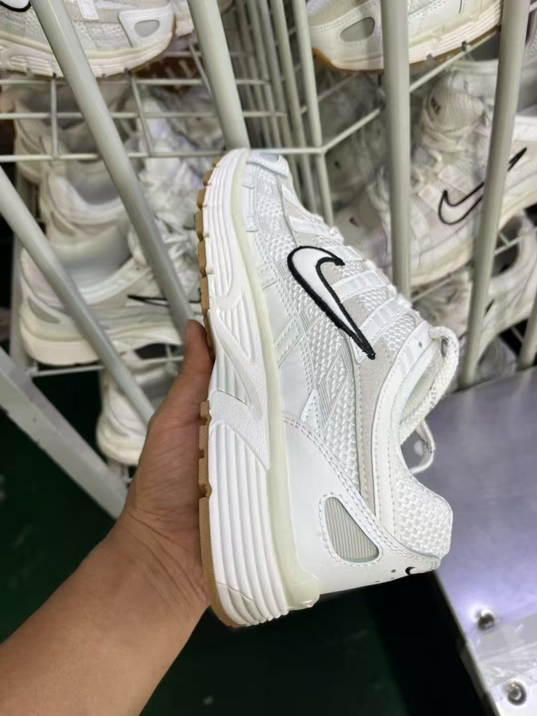Nike P6000
