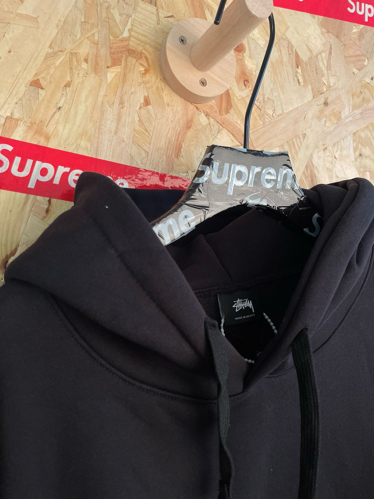 Stussy Hoodie Logo