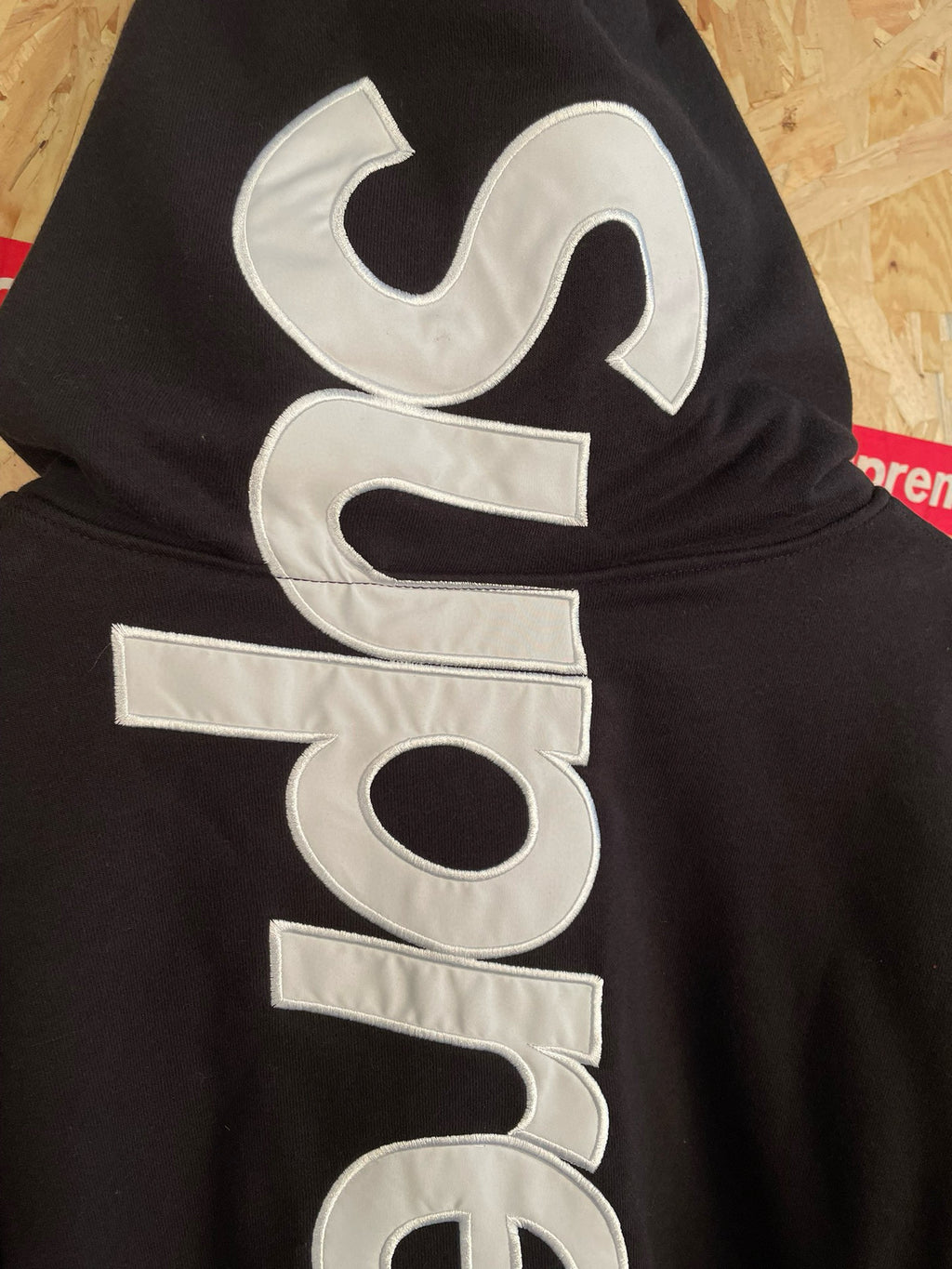 Supreme Hoodie Back Logo