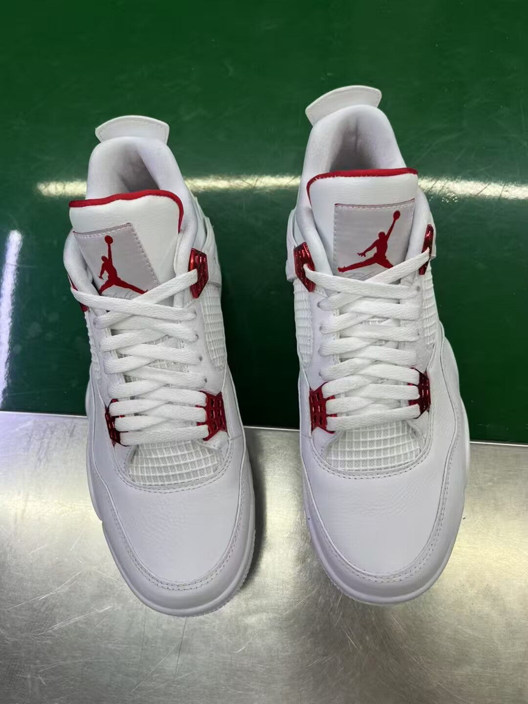 Retro Jordan 4