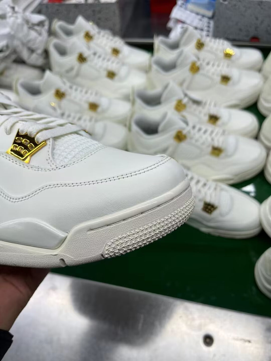Retro Jordan 4