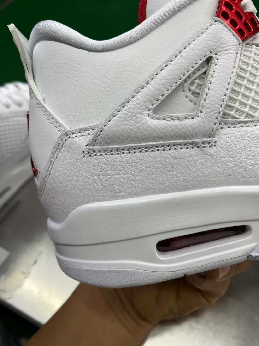 Retro Jordan 4