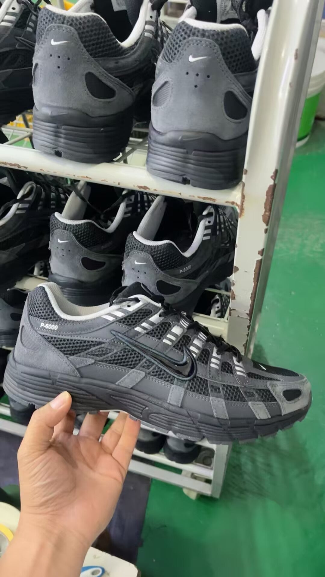 Nike P6000