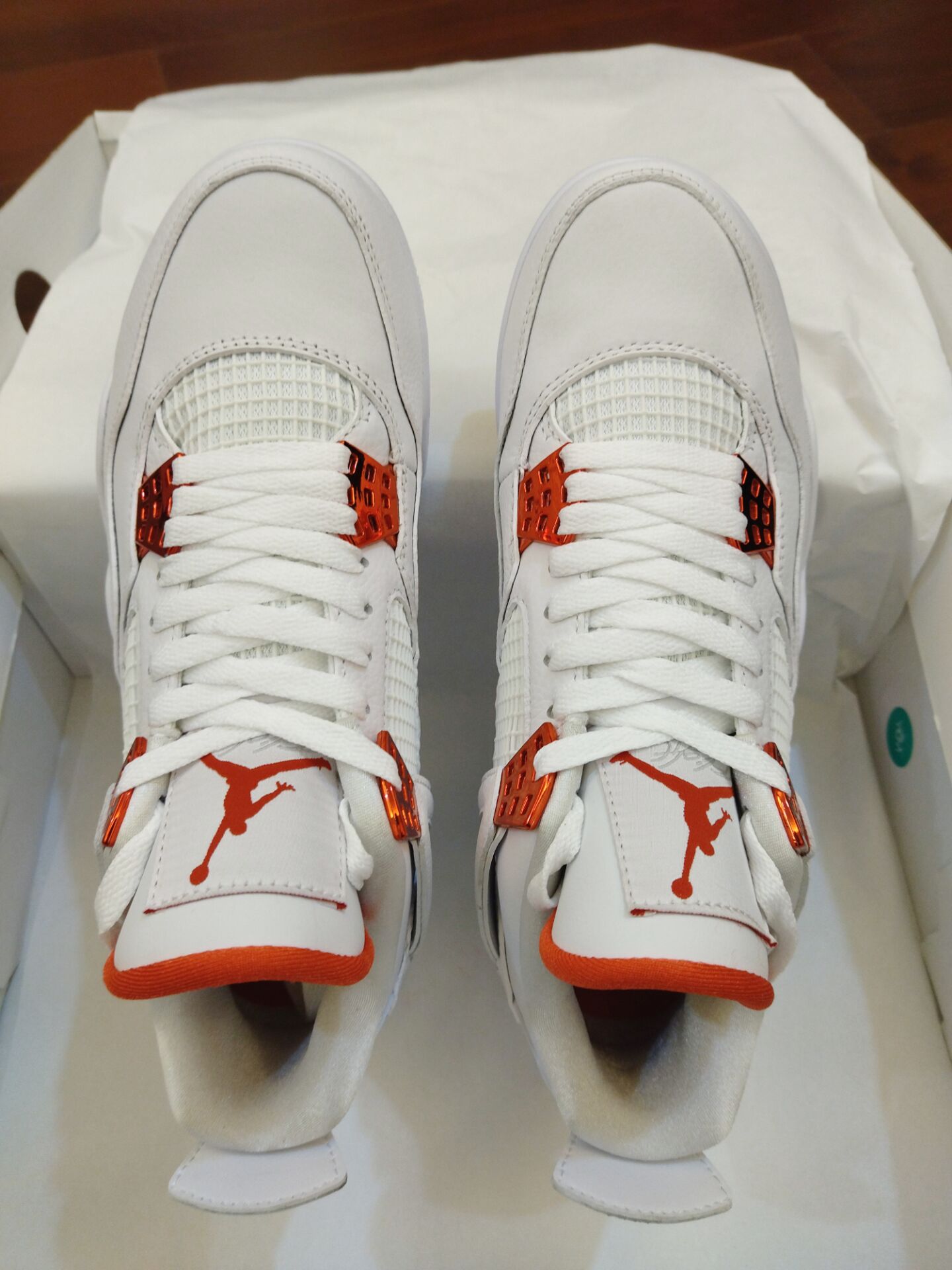Retro Jordan 4