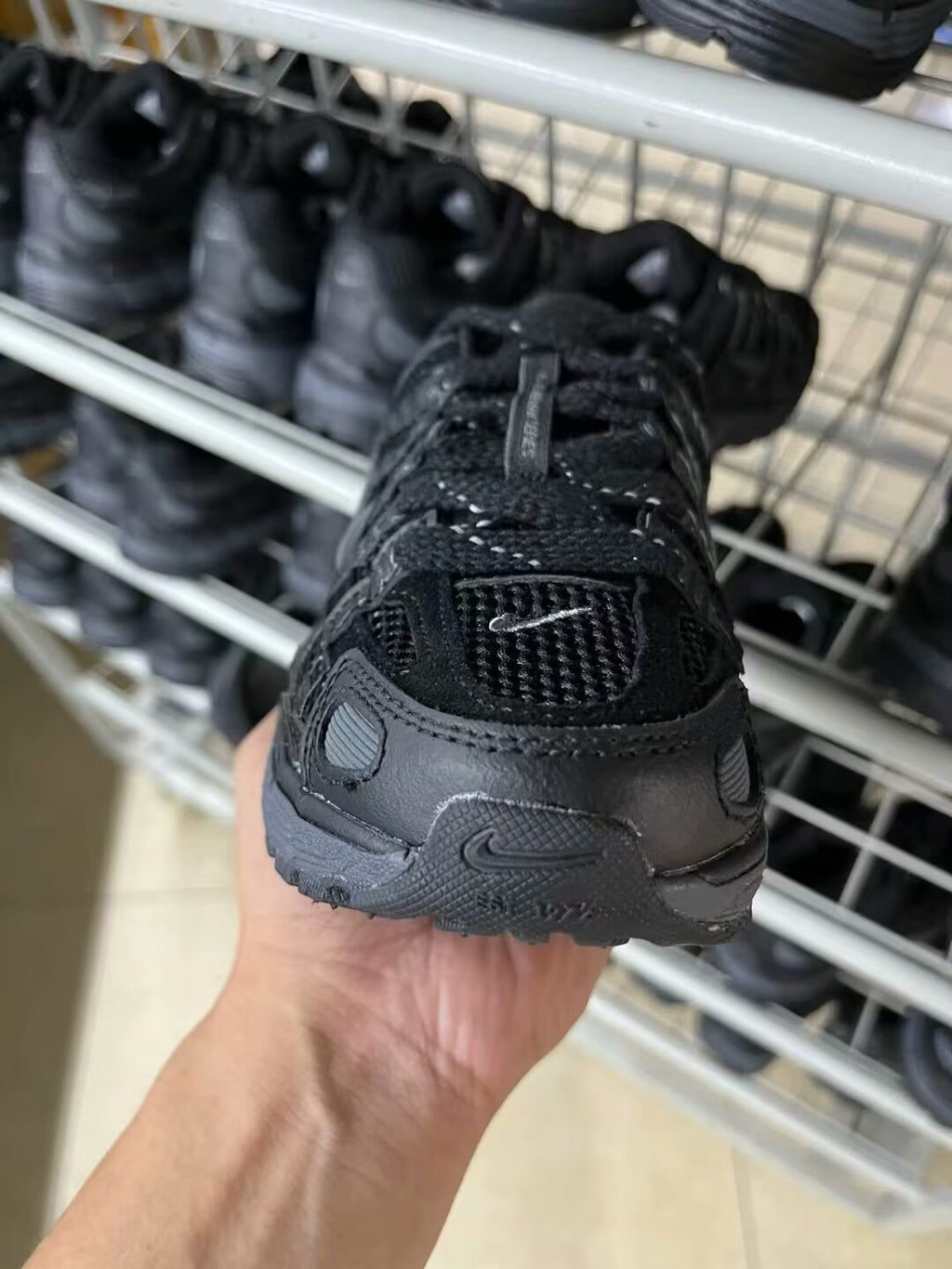 Nike P6000
