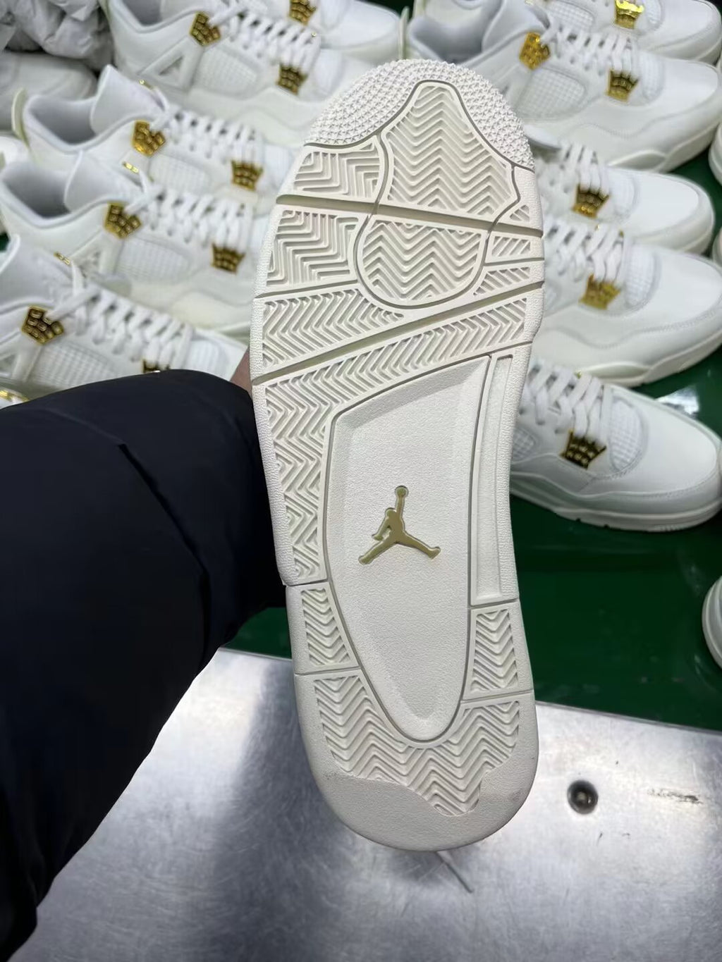 Retro Jordan 4