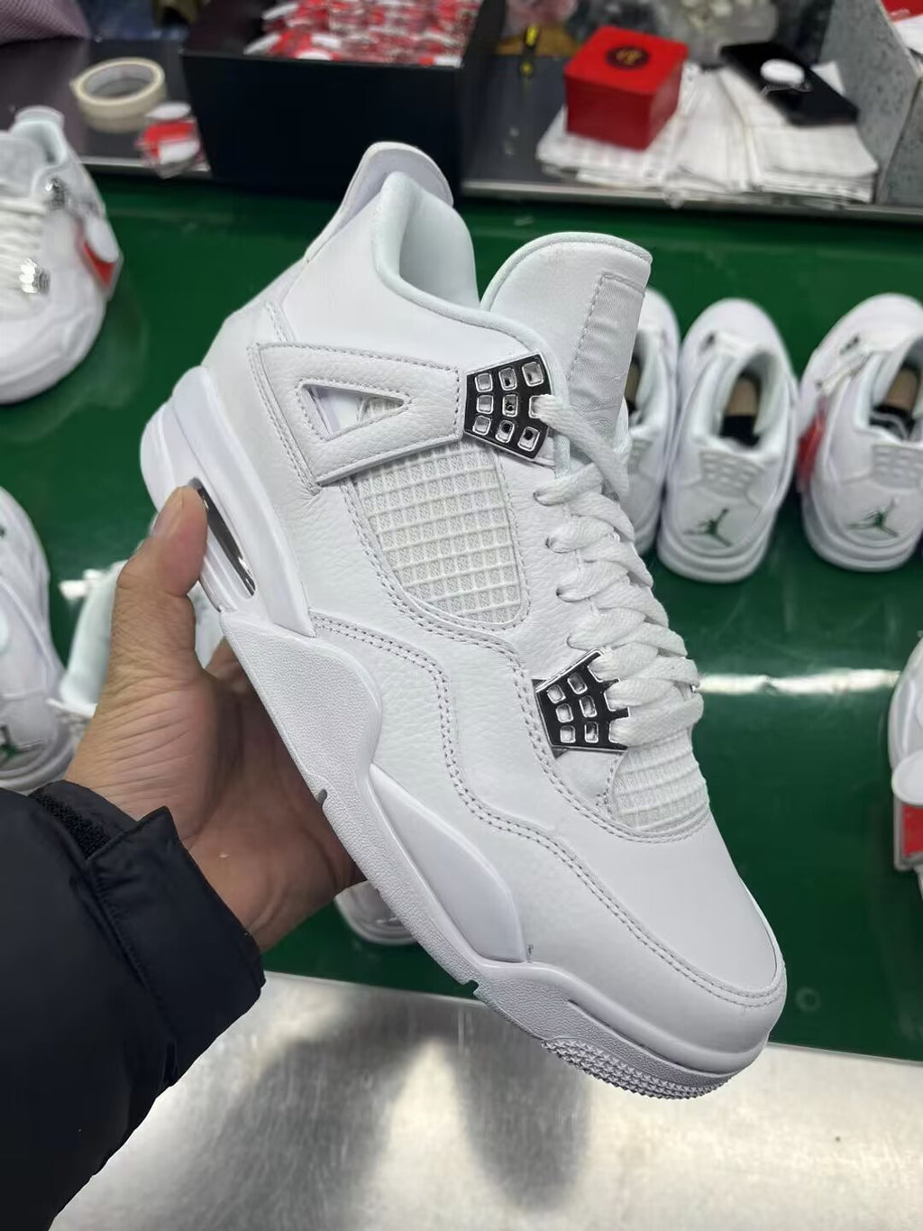 Retro Jordan 4