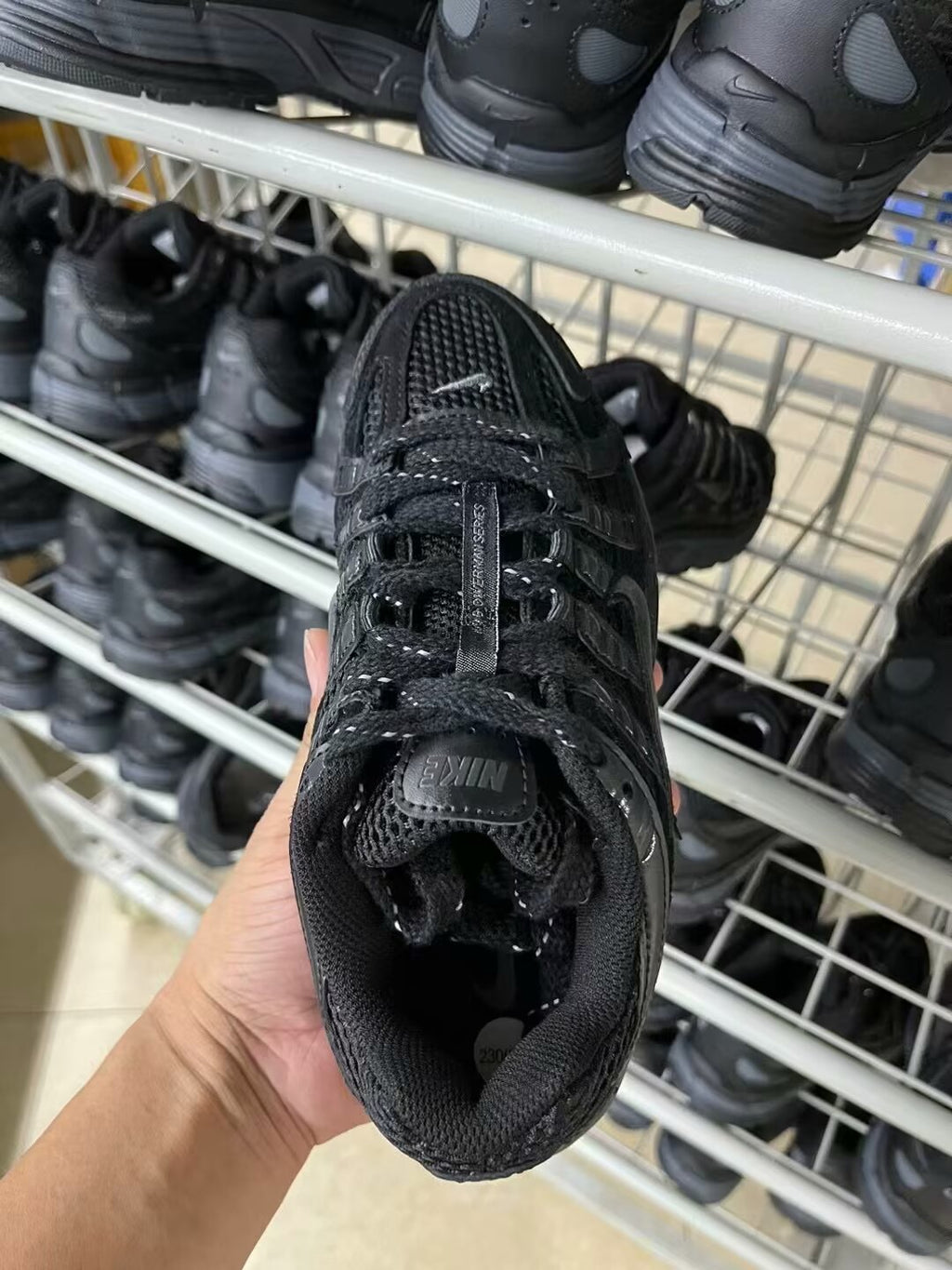 Nike P6000
