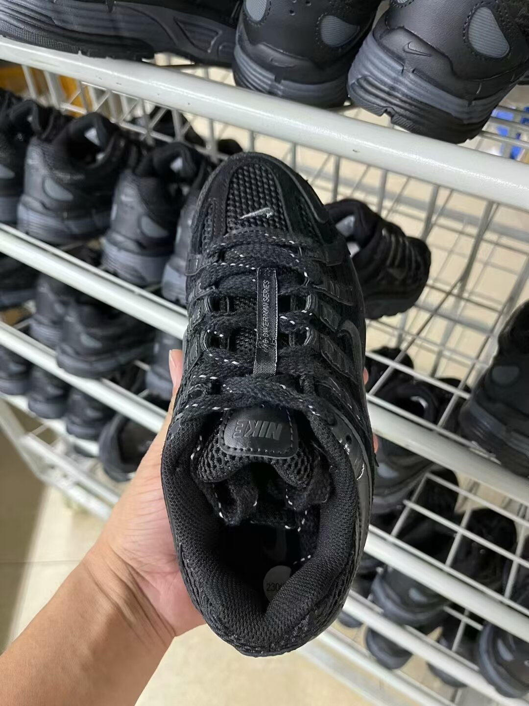 Nike P6000