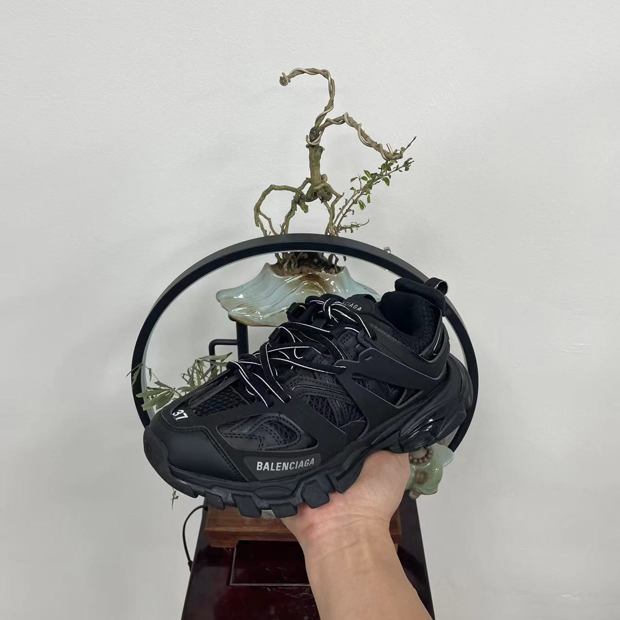Balenciaga Track