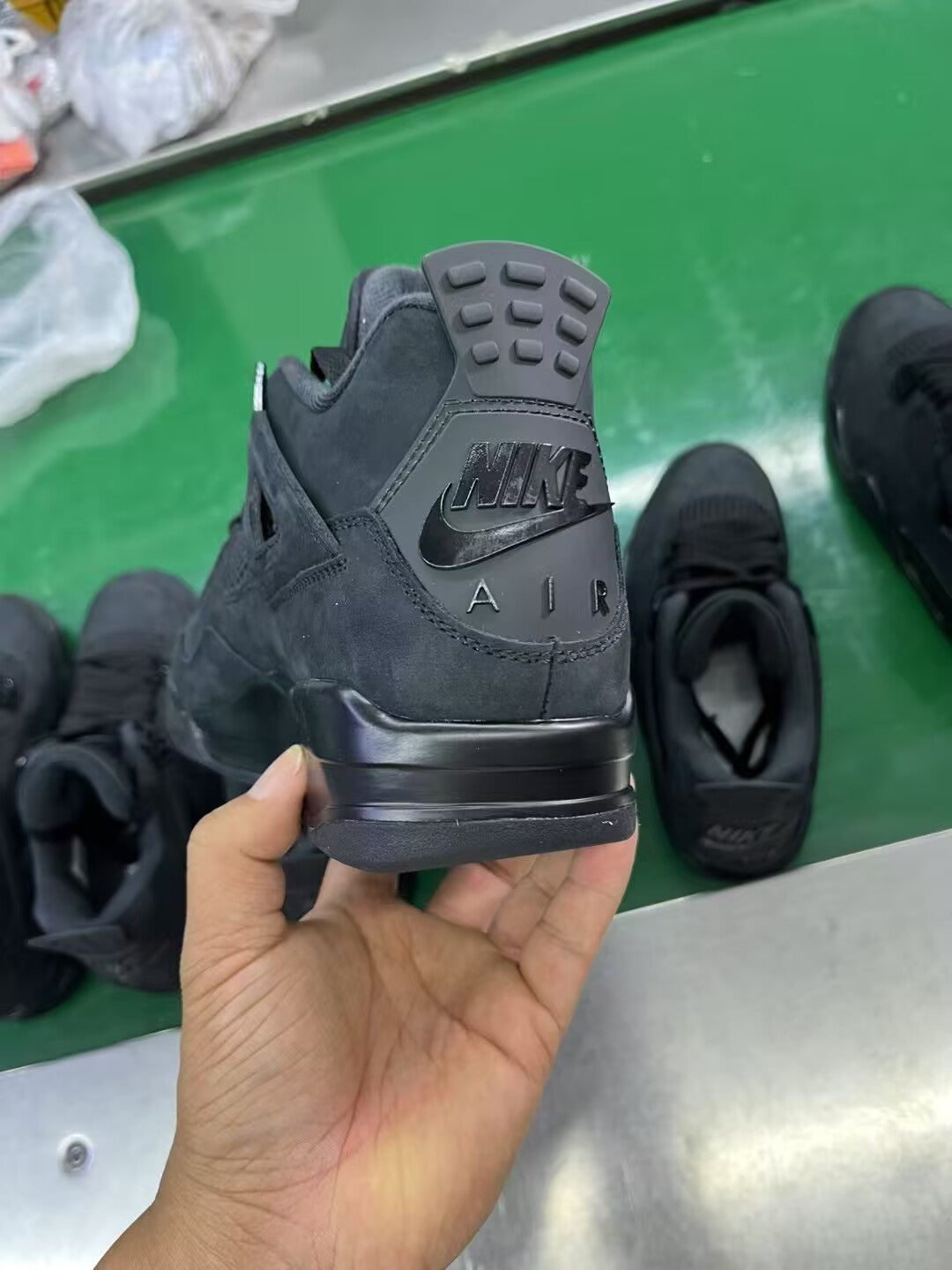 Retro Jordan 4