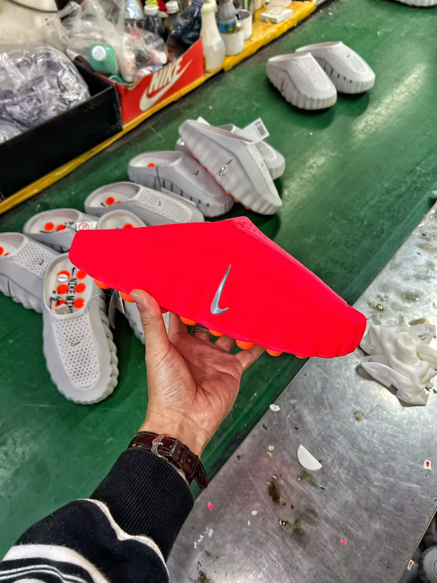 Nike Mind 001