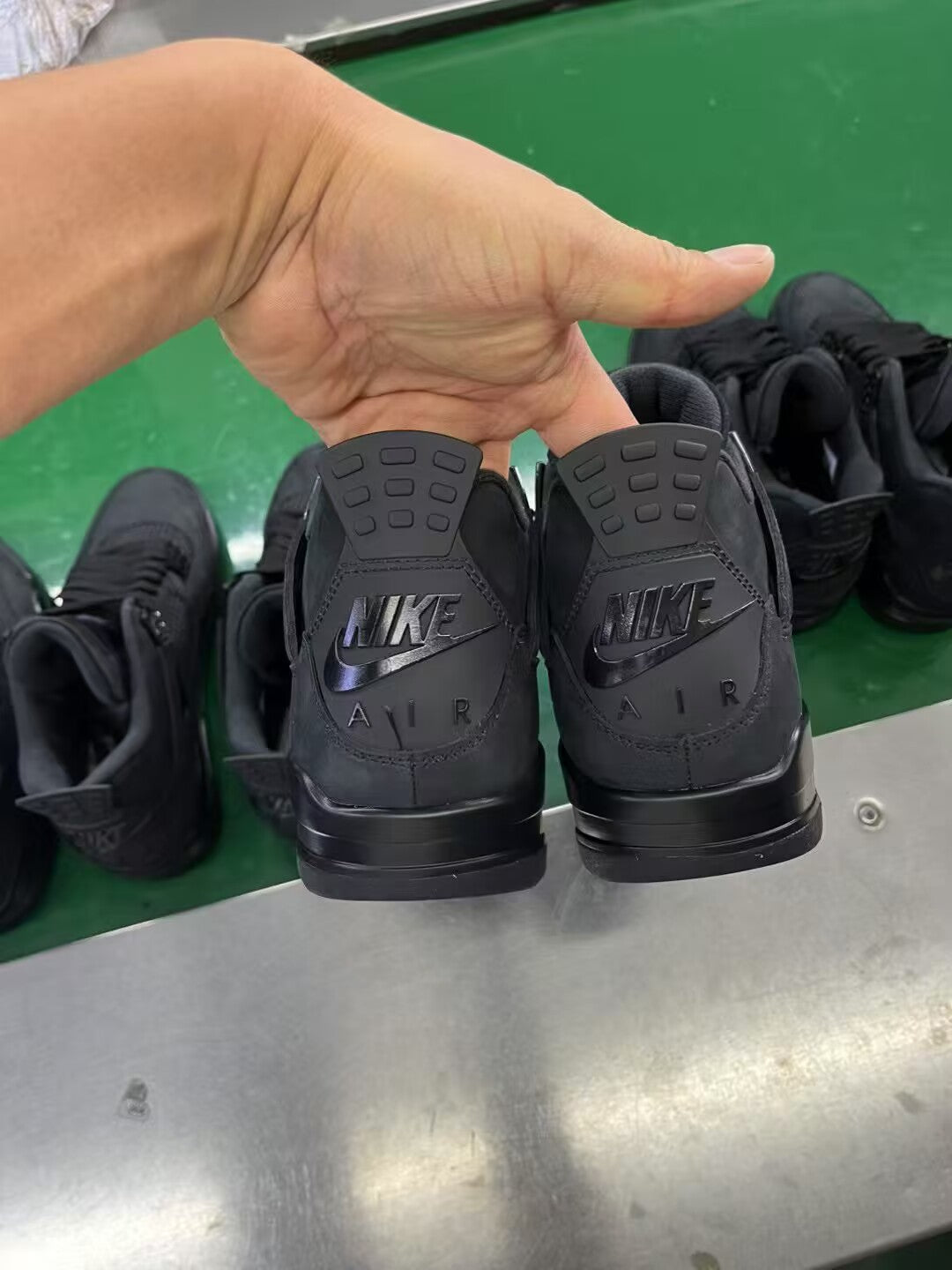 Retro Jordan 4