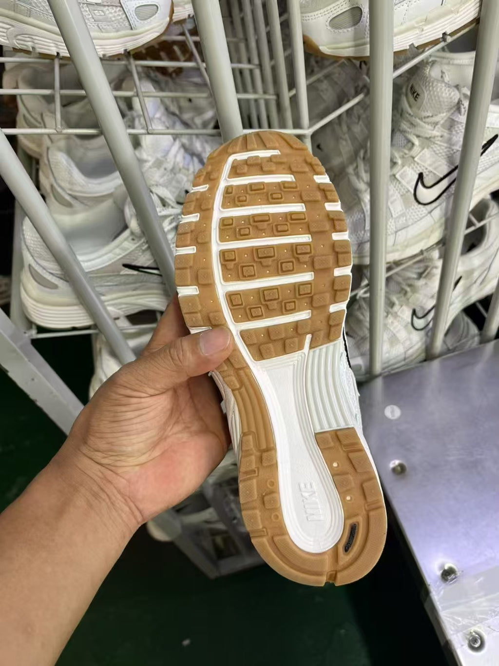Nike P6000