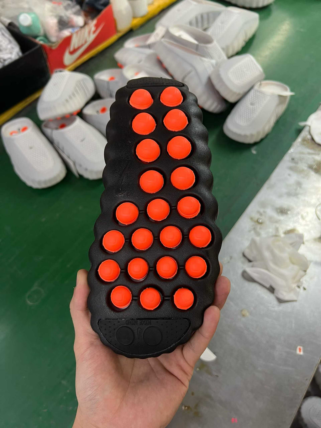Nike Mind 001